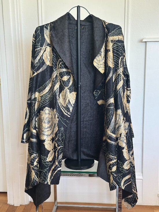 Jerry T Jackets & Blazers - Jerry T Draped Jacket 2X | Black Gold Textured Reversible Waterfall Cardigan
